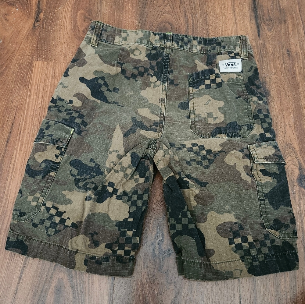 Vans Camo Cargo Shorts - Picture 2 of 5